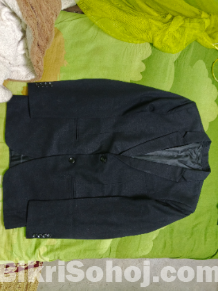 বেলমন্টে তৈরি ব্যবহৃত ব্লেজার